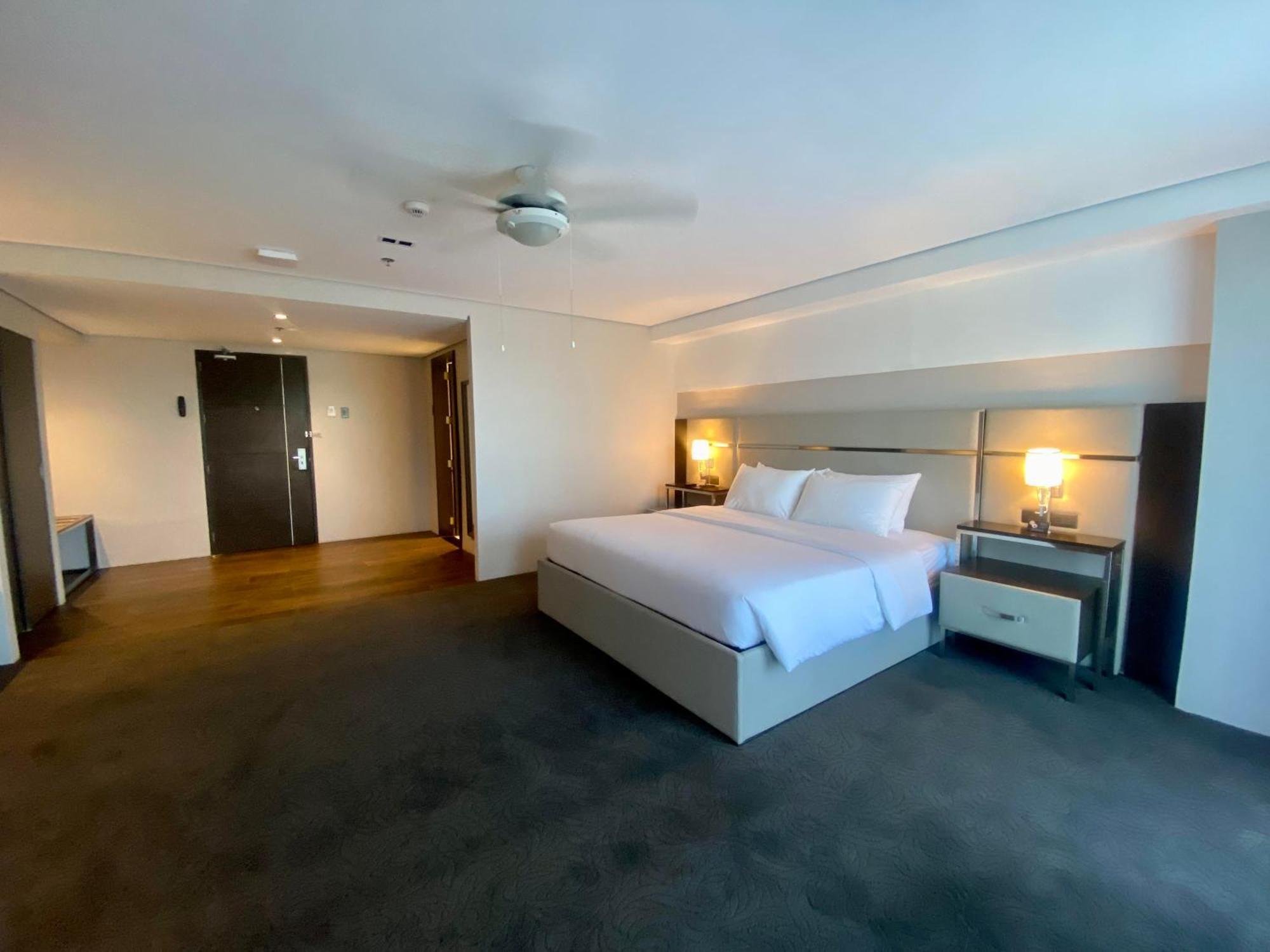 เดอะ พลาซา ลอดจ์ บาเกียว Hotel Baguio City ภายนอก รูปภาพ