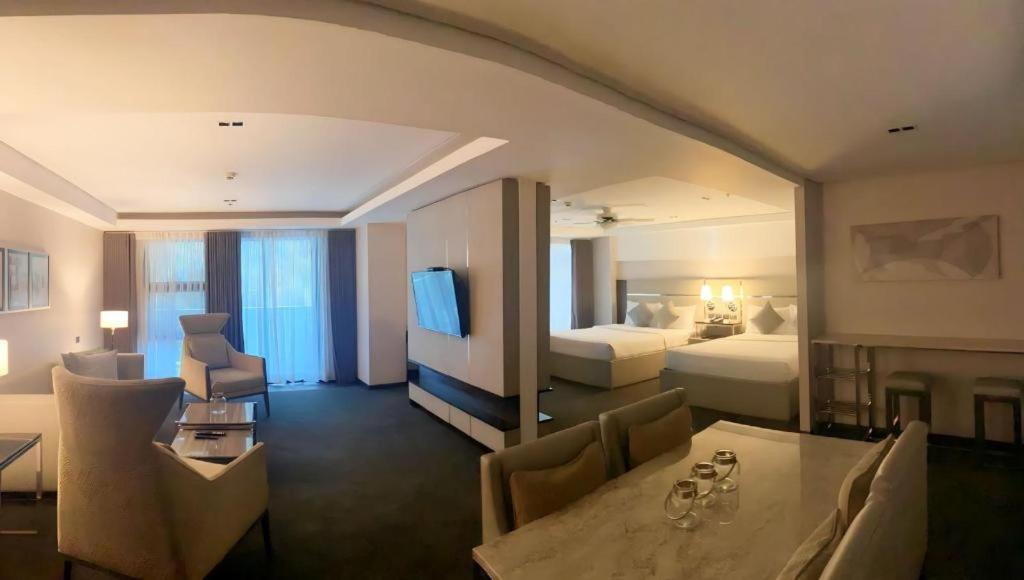 เดอะ พลาซา ลอดจ์ บาเกียว Hotel Baguio City ภายนอก รูปภาพ