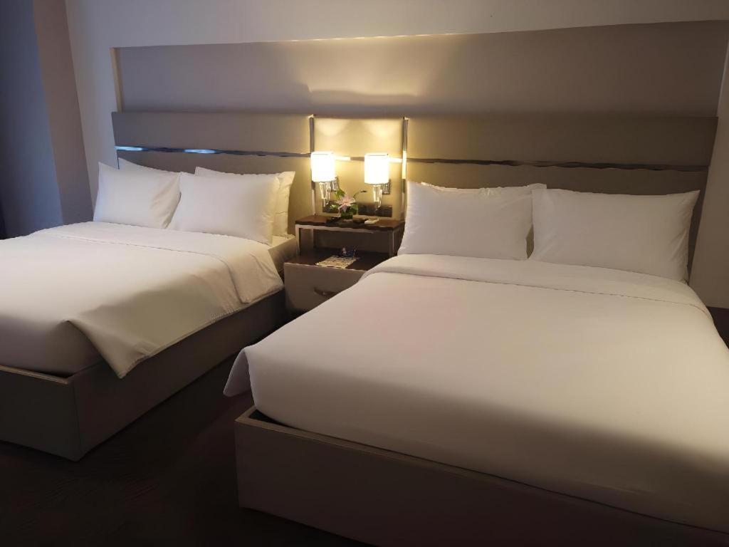 เดอะ พลาซา ลอดจ์ บาเกียว Hotel Baguio City ภายนอก รูปภาพ