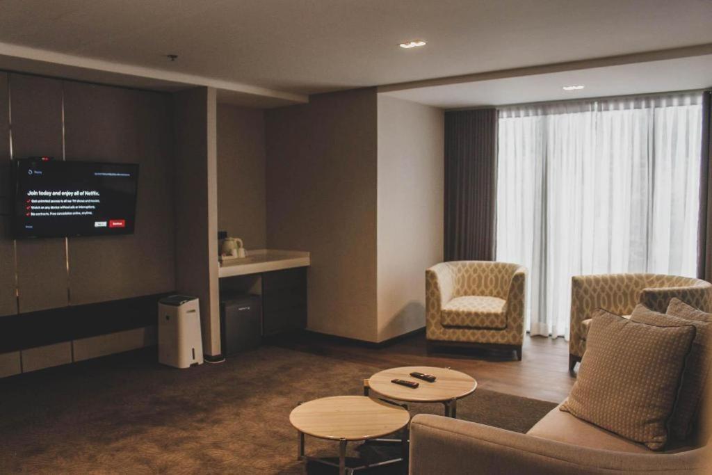 เดอะ พลาซา ลอดจ์ บาเกียว Hotel Baguio City ภายนอก รูปภาพ